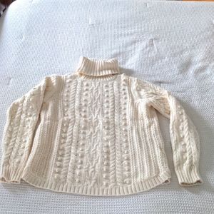 Gap turtleneck sweater